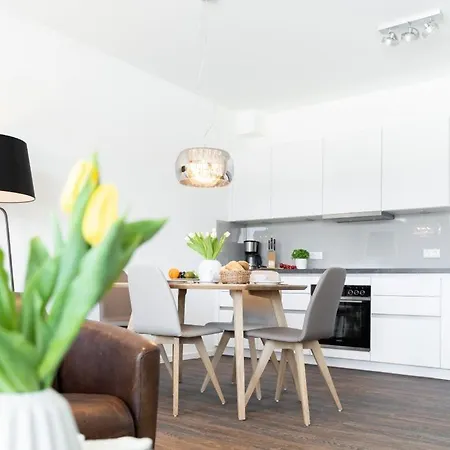 Hafenspitze App. 15 Dreimaster